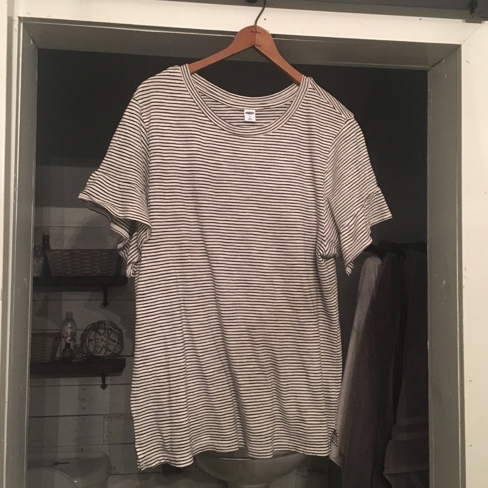 Stripped ruffle T-shirt